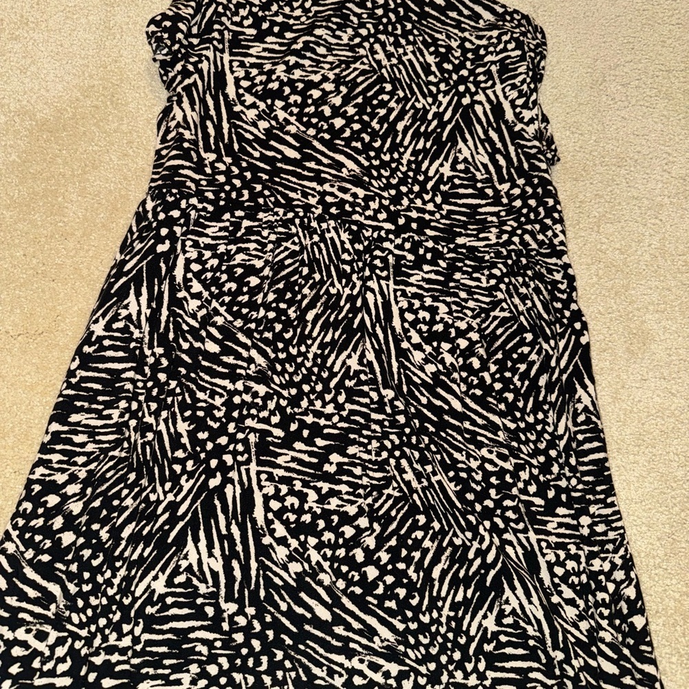 Mossimo Supply Co. Black and White Abstract Dress - Picture 4 of 4